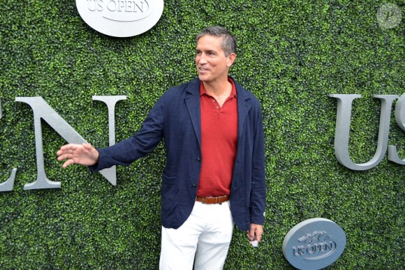Jim Caviezel lors de la finale de l'US Open à l'USTA Billie Jean King National Tennis Center de Flushing dans le Queens à New York le 13 septembre 2015