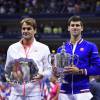 Novak Djokovic et Roger Federer lors de la finale de l'US Open à l'USTA Billie Jean King National Tennis Center de Flushing dans le Queens à New York le 13 septembre 2015