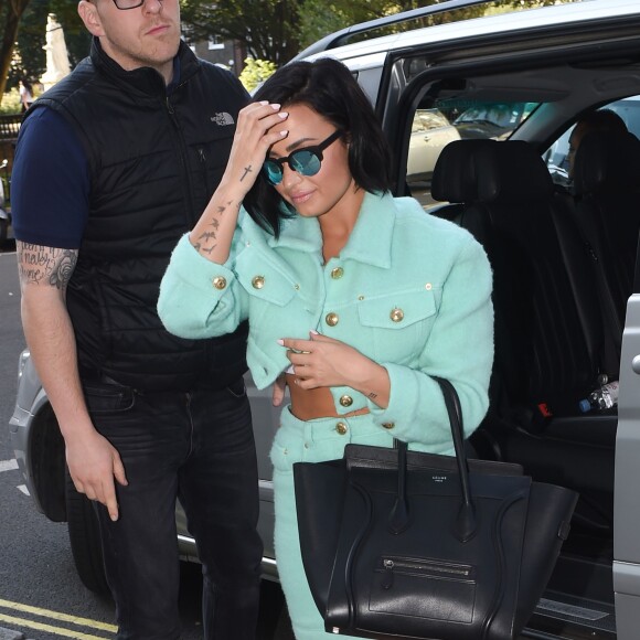 Demi Lovato arrive à un studio à Londres, le 10 septembre 2015.