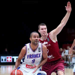 Tony Parker lors du quart de finale de l'Euro de basket entre la France et la Lettonie, le 15 septembre 2015 au Stade Pierre-Mauroy de Villeneuve-d'Ascq à Lille