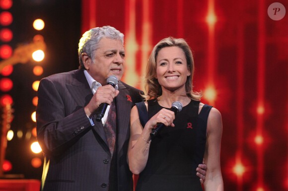 Exclusif - Enrico Macias et Anne-Sophie Lapix lors de l'enregistrement de l'émission du "Sidaction 2014 : La télé chante contre le Sida" le 24 mars 2014 au théâtre Mogador à Paris