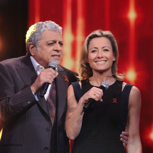 Exclusif - Enrico Macias et Anne-Sophie Lapix lors de l'enregistrement de l'émission du "Sidaction 2014 : La télé chante contre le Sida" le 24 mars 2014 au théâtre Mogador à Paris