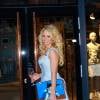 Pamela Anderson fait du shopping avant de se rendre au défilé Liska à Vienne en Autriche, le 18 juin 2015.