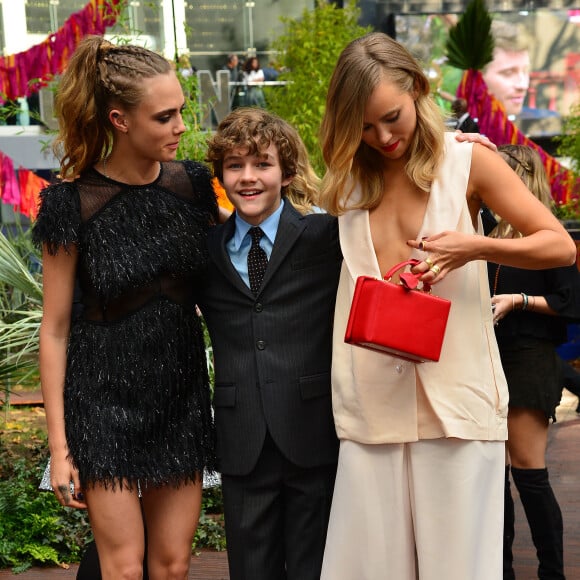 Cara Delevingne, Levi Miller et Suki Waterhouse - Première du film Pan à Londres le 20 septembre 2015.