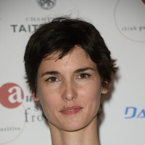 Églantine Eméyé - Soirée de prestige à l'hôtel Marcel Dassault Pour "Autistes sans Frontières" à Paris le 16 avril 2015.