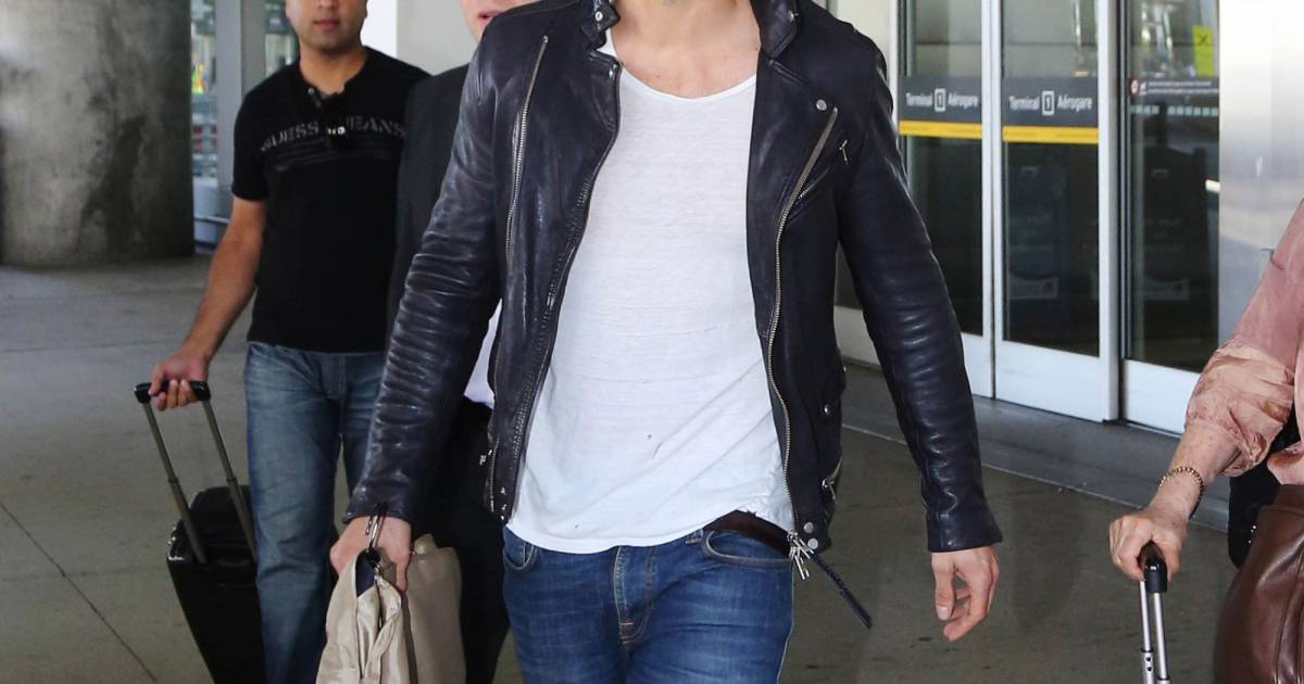 Ryan Reynolds Arrive à Laéroport De Toronto Le 16 Septembre 2015 Purepeople 