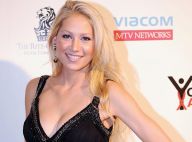 REPORTAGE PHOTOS : Anna Kournikova, souriante et décolleté magnifique, pour une vraie soirée de gala !