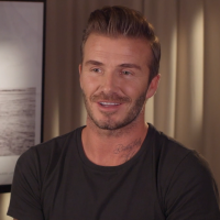 David Beckham acteur : Première expérience, motard nerveux face à Harvey Keitel