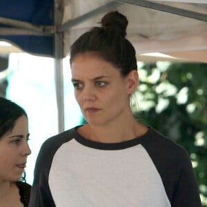 Katie Holmes et sa fille Suri au Farmers Market à Calabasas, le 11 octobre 2014.