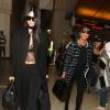 Kendall et Kris Jenner à l'aéroport LAX de Los Angeles, prennent un vol à destination de Paris. Le 28 septembre 2015.