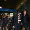 Kendall et Kris Jenner arrivent à l'aéroport Roissy-Charles-de-Gaulle. Roissy, le 29 septembre 2015.