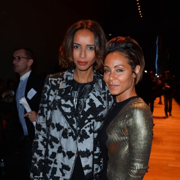 Sonia Rolland et Jada Pinkett Smith assistent au défilé Guy Laroche (collection printemps-été 2016) au Grand Palais. Paris, le 30 septembre 2015.