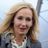 J.K. Rowling : L'auteur de Harry Potter dans le chagrin...