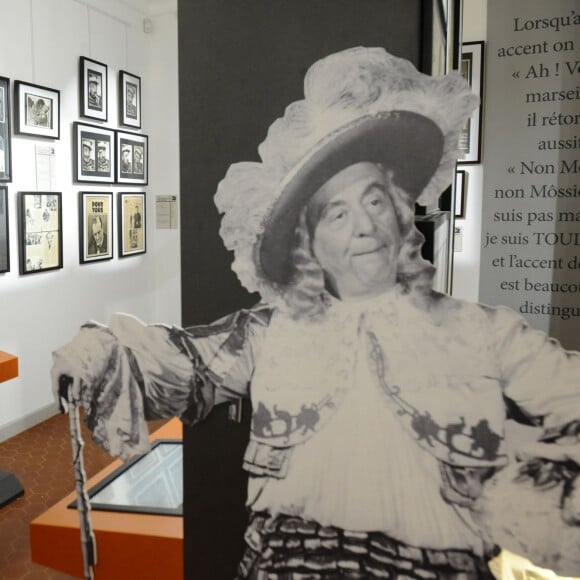 Exclusif - L'acteur Pierre Richard, parrain du musée Raimu à Marignane, participe à l'inauguration avec la petite fille de l'acteur Isabelle Nohain-Raimu le 29 septembre 2015.