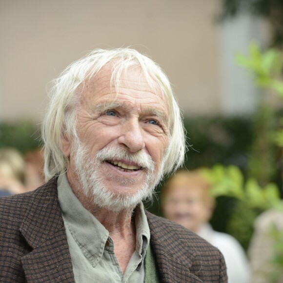 Exclusif - L'acteur Pierre Richard, parrain du musée Raimu à Marignane, participe à l'inauguration avec la petite fille de l'acteur Isabelle Nohain-Raimu le 29 septembre 2015.