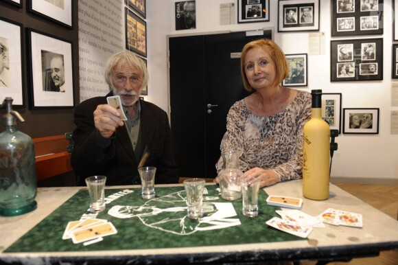 Exclusif - L'acteur Pierre Richard, parrain du musée Raimu à Marignane, participe à l'inauguration avec la petite fille de l'acteur Isabelle Nohain-Raimu le 29 septembre 2015.