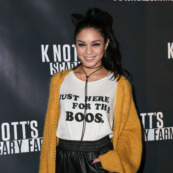 Vanessa Hudgens - People lors de la présentation de "Knott's Scary Farm Black" à Buena Park, Los Angeles, le 1er octobre 2015.