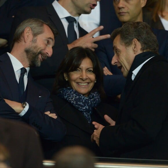 Nicolas Sarkozy, Anne Hidalgo et Jean-Claude Blanc au Parc des Princes lors du match entre le Paris Saint-Germain et l'Olympique de Marseille, le 4 octobre 2015