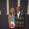 Jane D. Hartley (ambassadrice des Etats-Unis en France) et Christian Louboutin assistent à la soirée des 30 ans de l'édition américaine du magazine Elle et des 70 ans d'Elle France à l'Ambassade des États-Unis. Paris, le 6 octobre 2015.