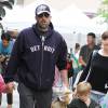 Ben Affleck et Jennifer Garner font du shopping avec leurs enfants à Los Angeles le 14 Juin 2015