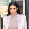 Kim Kardashian, enceinte, quitte l'appartement de son mari Kanye West à SoHo. New York, le 14 septembre 2015.
