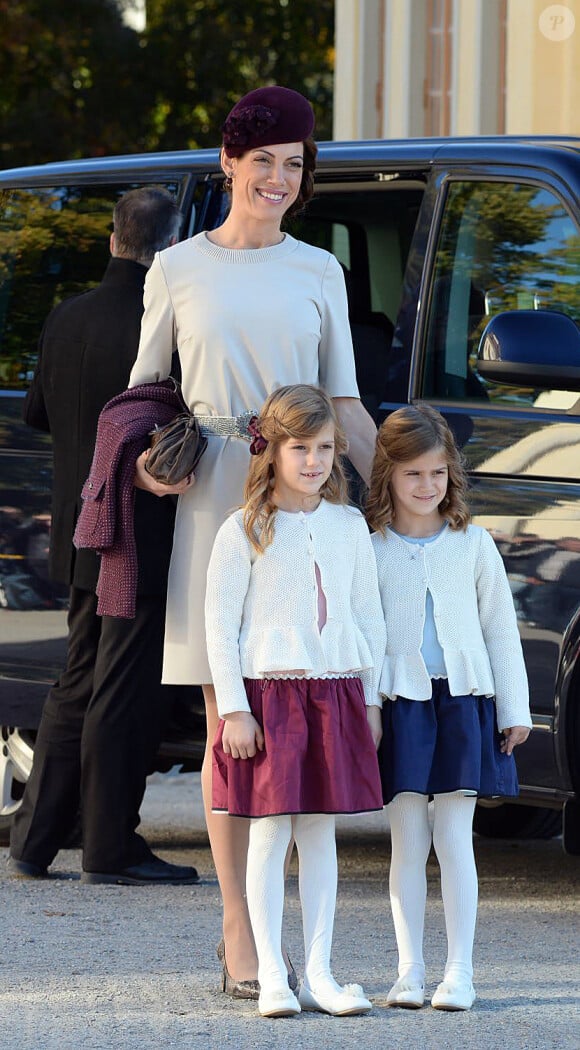 Maline Luengo Sommerlath et ses jumelles Anaïs Sommerlath, Chloé Sommerlath - Arrivées au baptême du prince Nicolas de Suède à la chapelle du palais Drottningholm à Stockholm, le 11 octobre 2015
