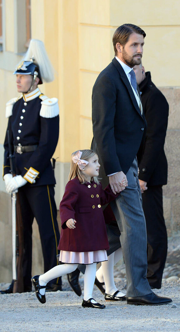 Robert von Horn et sa fille - Arrivées au baptême du prince Nicolas de Suède à la chapelle du palais Drottningholm à Stockholm, le 11 octobre 2015