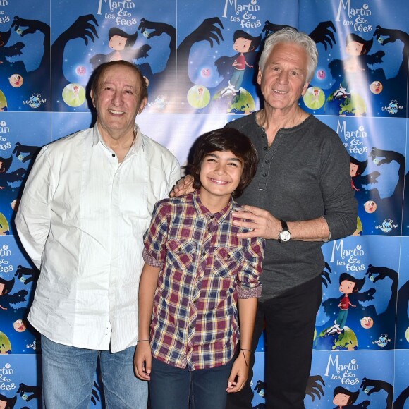 Idir (Hamid Cheriet), Paul Ventimila (The Voice Kids) et Gérard Lenorman, lors de la présentation de l'album du conte musical Martin et les fées, à l'hôtel de Sers à Paris le 8 octobre 2015.