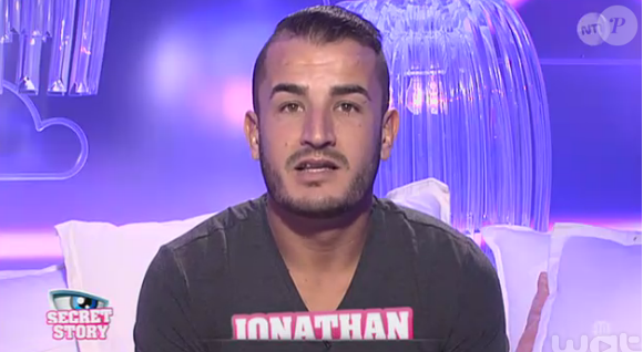 Jonathan dans la quotidienne de Secret Story 9, le lundi 12 octobre 2015