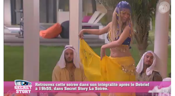 Mélanie, danseuse orientale sexy dans la quotidienne de Secret Story 9, le lundi 12 octobre 2015