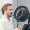 Exclusif - Ryan Gosling joue avec son chapeau sur le tournage du film "La La Land" à Los Angeles le 25 août 2015