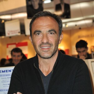 Nikos Aliagas - 35e Salon du Livre à la Porte de Versailles à Paris, le 21 mars 2015.