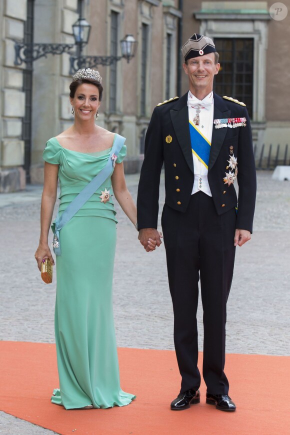 La princesse Marie et le prince Joachim de Danemark au mariage du prince Carl Philip de Suède et Sofia Hellqvist en la chapelle du palais royal à Stockholm le 13 juin 2015