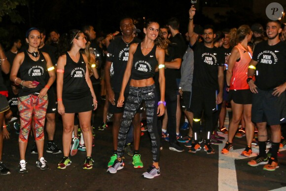 Le top Izabel Goularta participé à un run à Sao Paulo, le 18 octobre 2015