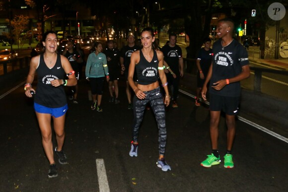 Le top Izabel Goularta participé à un run à Sao Paulo, le 18 octobre 2015