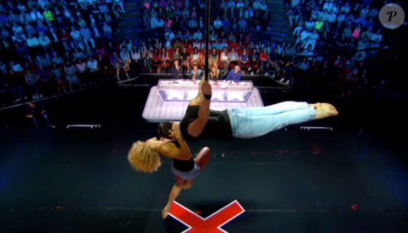 Cécile et Roman, dans La France a un incroyable talent (saison 10, épisode 1), le mardi 20 octobre 2015 sur M6.