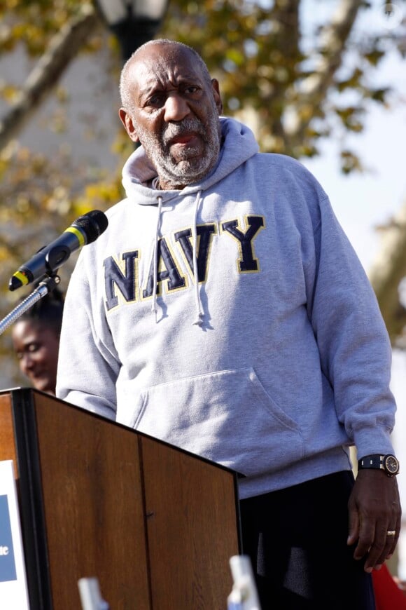 Bill Cosby à Philadelphie, le 11 novembre 2014. L'ex-star du Cosby Show est au coeur d'un énorme scandale pour des agressions sexuelles présumées sur plus d'une cinquantaine de femmes...
