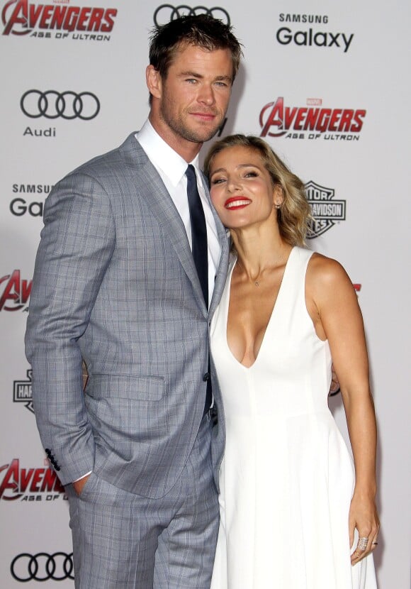 Chris Hemsworth et sa femme Elsa Pataky à la première de "Avengers: Age Of Ultron" à Hollywood, le 13 avril 2015.