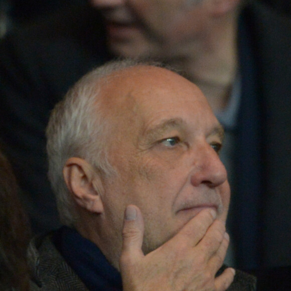 François Berléand lors de la victoire du Paris Saint-Germain sur Saint-Etienne, le 25 octobre 2015 au Parc des Princes à Paris