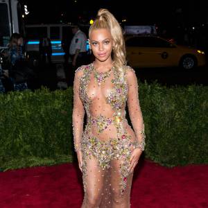 Beyoncé Knowles - Soirée Costume Institute Gala 2015 (Met Ball) au Metropolitan Museum célébrant l'ouverture de Chine: à travers le miroir à New York, le 4 mai 2015.