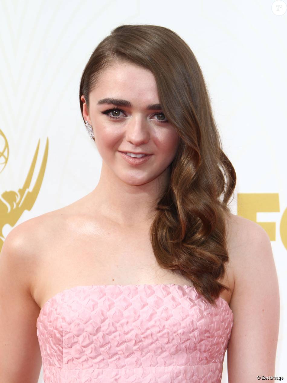 Maisie Williams à La 67e Cérémonie Annuelle Des Emmy Awards Au