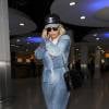 Rita Ora arrive à l'aéroport de Heathrow à Londres en provenance de Hong Kong, le 16 octobre 2015