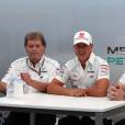 Michael Schumacher avec Norbert Haug et Ross Brawn lors du Grand Prix du Japon à Suzuka, le 4 octobre 2012