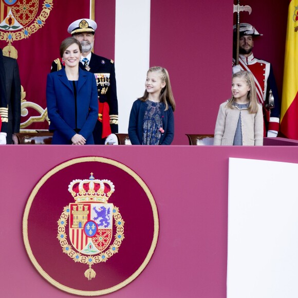 Leonor, princesse des Asturies, prenait part pour la deuxième fois avec le roi Felipe VI, la reine Letizia et l'infante Sofia à la Fête nationale le 12 octobre 2015 à Madrid.