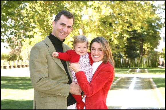 Photo officielle du 1er anniversaire de Leonor d'Espagne, fille de Felipe et Letizia, le 31 octobre 2006. Le 31 octobre 2015, la princesse des Asturies fête ses 10 ans.