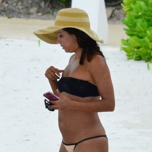 Exclusif - Eva Longoria, en vacances à Cancun, le 11 octobre 2015.