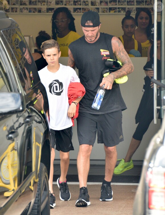 David Beckham et son fils Romeo à Brentwood le 25 août 2015.