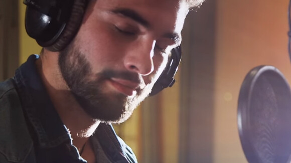 Kendji reprend "La Bohème" pour l'album "Aznavour, sa jeunesse", novembre 2014.