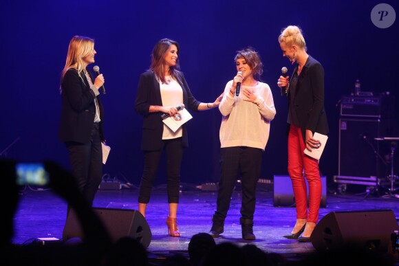 Justine Fraioli, Karine Ferri (enceinte), la chanteuse Zaz (Isabelle Geffroy), Elodie Gossuin-Lacherie - Concert RFM Music Live au Comedia à Paris le 3 novembre 2015.