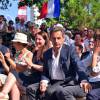 Louis Nègre, le maire de Cagnes-sur-Mer, Maud Fontenoy, Nicolas Sarkozy avec sa femme Carla Bruni-Sarkozy et Eric Ciotti, le président du conseil départemental des Alpes-Maritimes, participent à une rencontre avec des élus et des militants du parti Les Républicains au jardin Albert 1er à Nice le 19 juillet 2015.